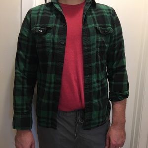 Plaid long-sleeved button-down shirt